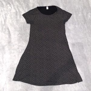 Old navy black patterned swing dress short sleeve